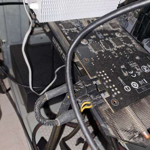 gtx 970 100% work 後面有一塊散熱片小斷 完全唔影響使用 三風扇散熱系統 gtx 970 ...