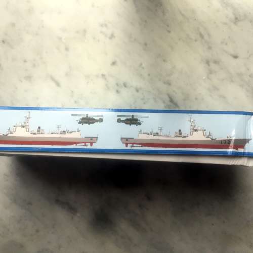 $120 - 全新 未開袋 Trumpeter 小號手 中國人民海軍 蘭州號導彈驅逐艦 (內含蝕刻片...