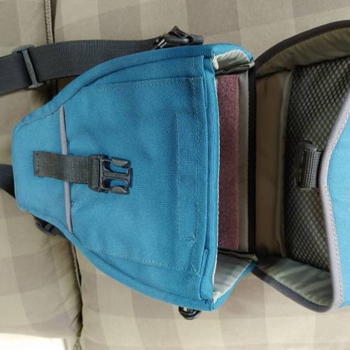 Mont-bell & Lowepro 相機袋