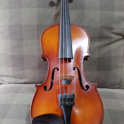 1/4 size violin
