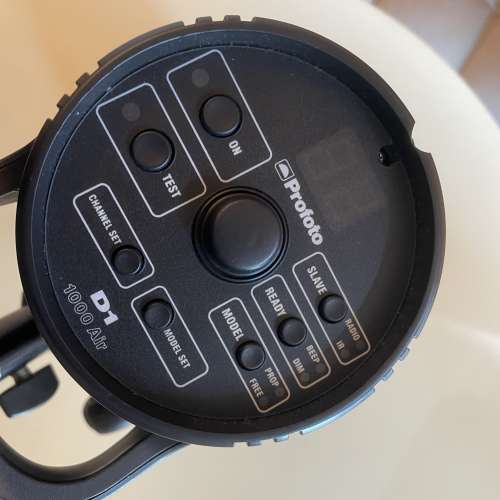 Profoto D1