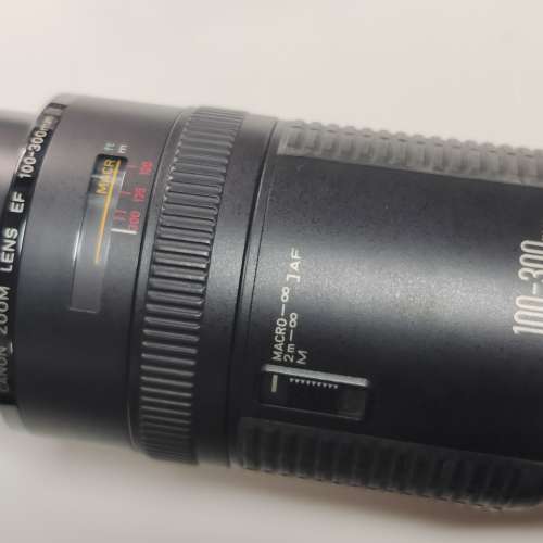 Canon EF 100-300mm F5.6