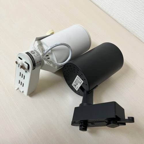 卡啦ok喇叭-中置和環繞揚聲器 CENTRE& SURROUND SPEAKER