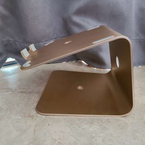 Laptop stand ( aluminum )