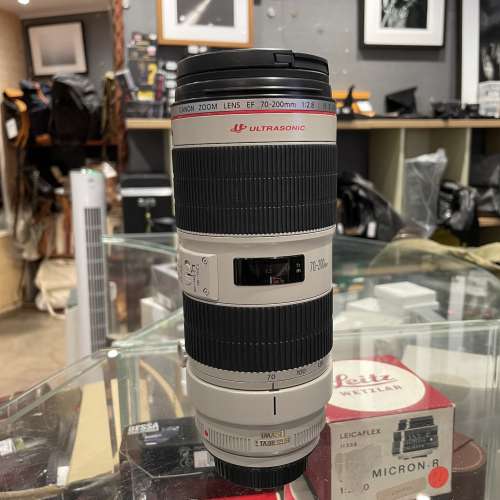 Canon Zoom Lens EF 70-200mm F/2.8 L IS ll USM