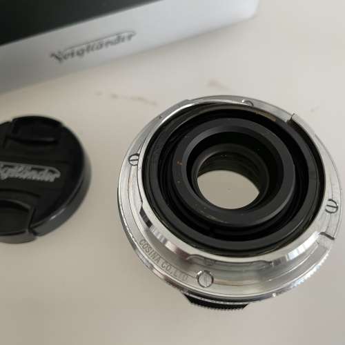 Voigtlander Ultron Vintage Line VM 35mm F2 ASPH