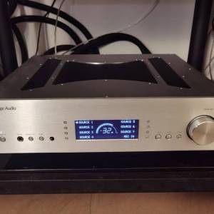 Cambridge intergrated amplifier Azur 851A