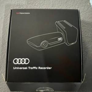 Audi Universal Traffic Recorder (Front)