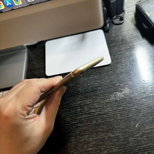 95%新Apple iPhone 6 Plus 64gb經典金色地鐵站交收