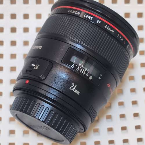 Canon EF 24mm f/1.4L II USM for Canon EF mount