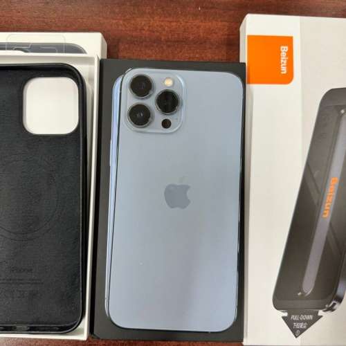 iPhone 13 Pro Max 256G 行貨 跟原廠皮套