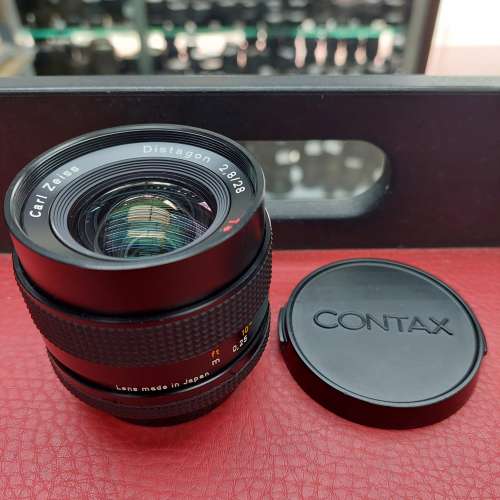CONTAX CARL ZEISS DISTAGON 28MM F2.8 T* 0.25M LIKE NEW CY MOUNT