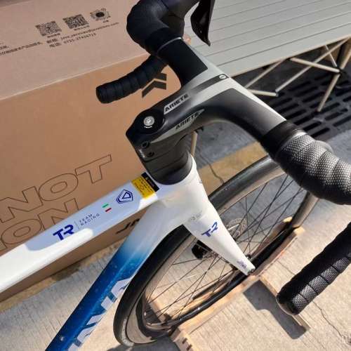 2024 JAVA VESUVIO TEAM RACING 隊版 電變 SHIMANO R7170 24速 碳纖維公路車 送水架...