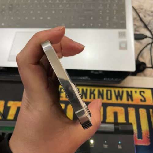 iPhone 12 Pro Max 512G 5G 雙卡雙待機，可同時是用兩張實體卡，功能全部正常運作，...