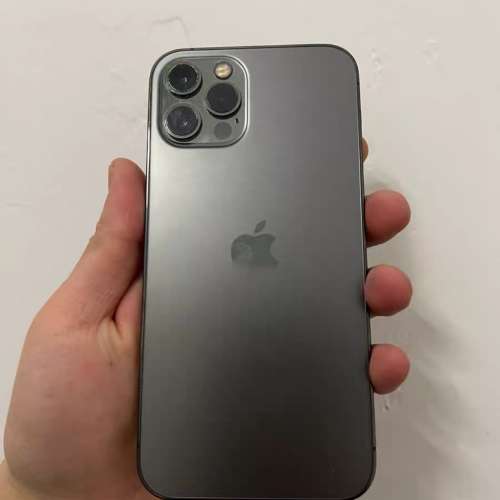 Apple Iphone 12 Pro 128G ，6.1寸大屏幕顯示，電池86 % 健康度，已貼上全新玻璃鋼...