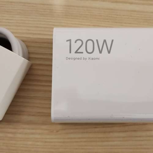 全新原裝小米 Xiaomi 120W 快速充電器 連USB線 (150元 海怡半島站交收)