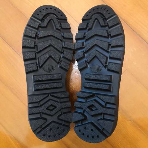 Palladium Men's Leather Shoes, Size 41, Bought on May 9, 2023, with Invoice