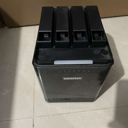 QNAP TS-453B Mini NAS