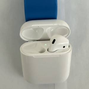 Apple AirPods Gen 2 case 义電盒+ right earbud 右耳機