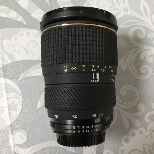 Tokina 28-70 / 2.6-2.8