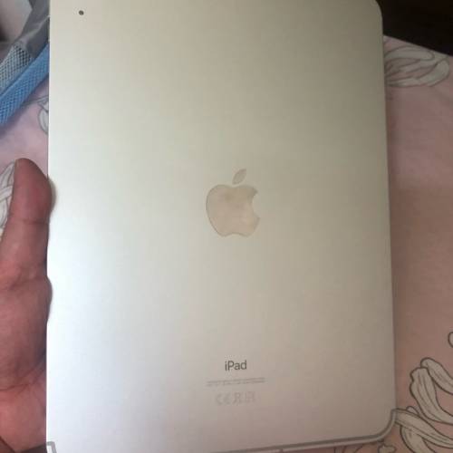 Sliver - Full set 99%new iPad 10 64gb lte battery 99% one month warr