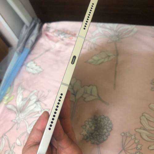 Sliver - Full set 99%new iPad 10 64gb lte battery 99% one month warr