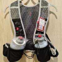 減價Ultraspire Alpha 3 Race Vest Unisex size M, Black(+550ml x2 flask)黑色中性...