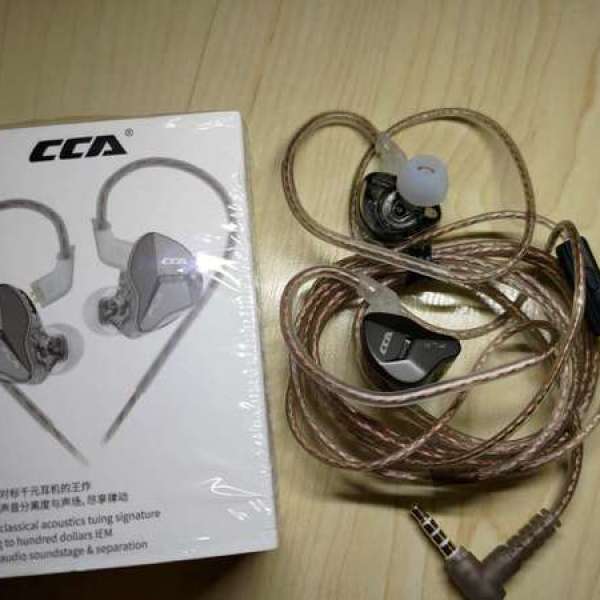 CCA FLA 動圈耳機(有mic) 99.99%新