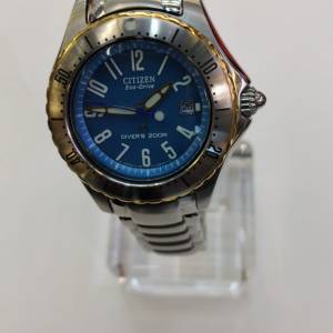 Vintage Citizen 200m Quartz Boy Size Watch