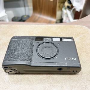 Ricoh GR1V Film point and shoot Camera
