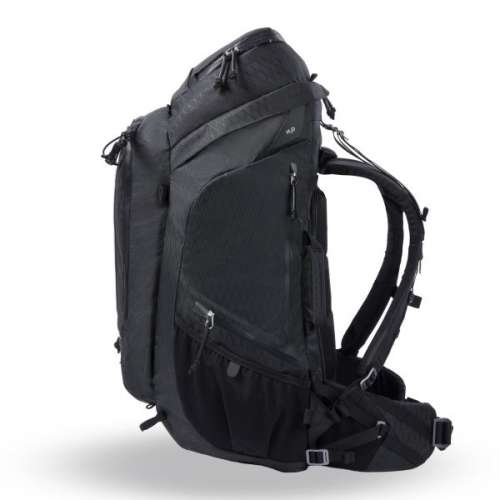 F-stop Shinn 80L backpack + ICU (Internal Camera Unit) Master Cine 8x10 camera