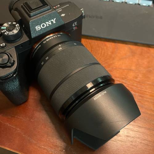 sony FE 28-70/3.5-5.6