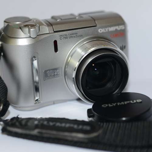 Olympus 奧林柏士 C-750 Ultra Zoom