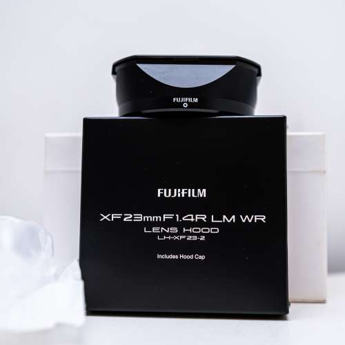 Fujifilm 全新原廠 Metal Hood LH-XF23-2, 100%new, $420 不議價。