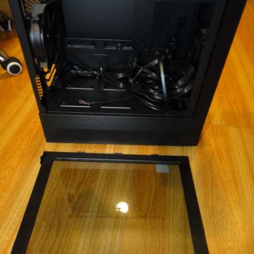 CoolerMaster 機箱 連Antec NX550 火牛 強化玻璃 側透