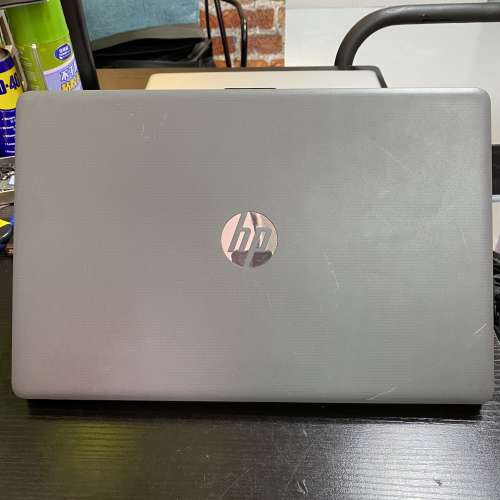 HP Notebook 15 (獨顯 / 8代4核 i5 / 15.6" 全高清 / Win 11 / 永久Office / SSD)