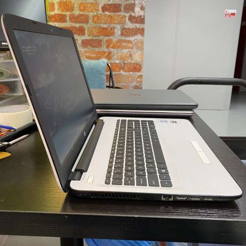 HP Notebook 15 (獨顯 / Core i5 / 15.6" 全高清 / Win 11 / 永久Office / SSD)