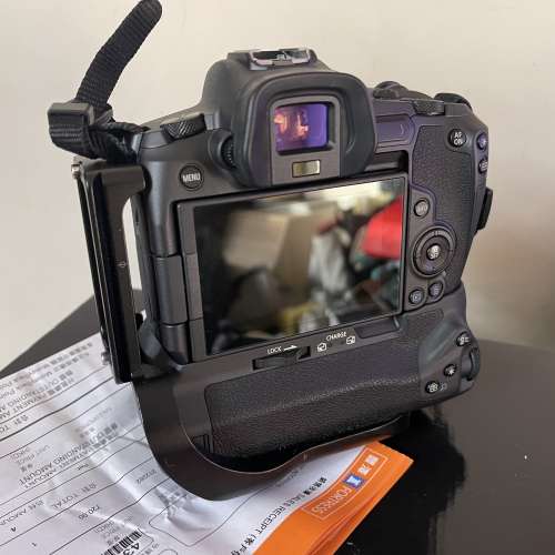 EOS-R + BG-E22 + EF to EOS-R adapter