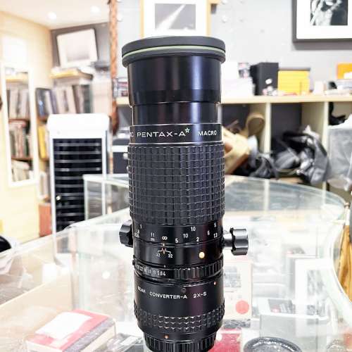 SMC Pentax-A* 200mm F4 Macro ED