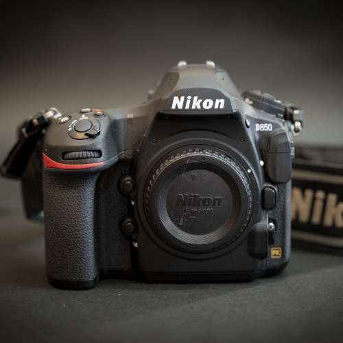 Nikon D850 body