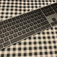 市場罕有 Apple Magic Keyboard 2 with Numeric 鍵盤 碳黑色 行貨 99%新 只開封檢查...