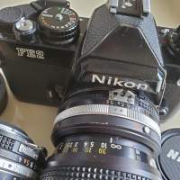Nikon FE2 連24mm 2.8, 35-105mm 3.5