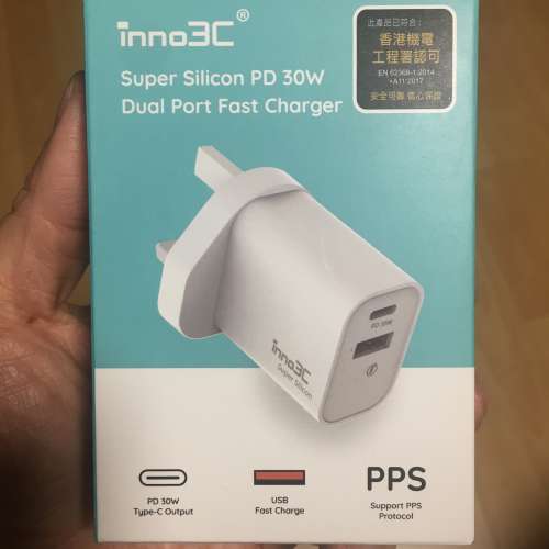 Brand new 全新 Inno3c 30w fast charger for iPhones and Androids