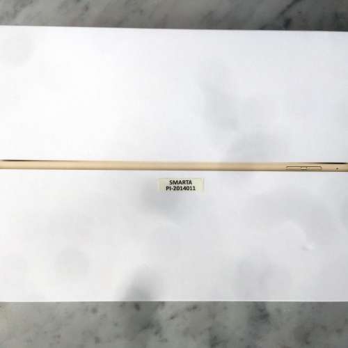 $20 90%新 Apple iPad Air 64BG Gold 主機盒 - Box only