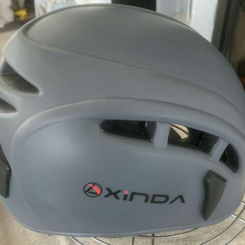 XINDA BT20 58-62Cm Helmet Rock Climbing with Vents Outdoor Sport HK$80.00