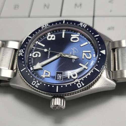 Glashutte SeaQ 39.5mm