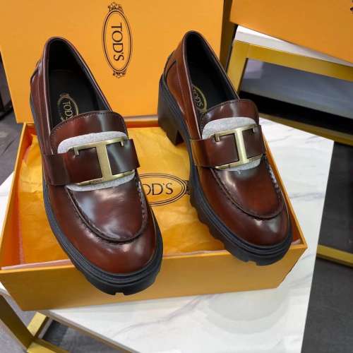 Tod’s leather shoes