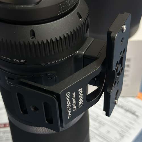 Canon RF 800mm F11 連 Lens hood 和 第三方鏡頭架