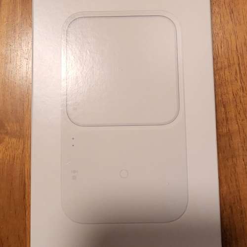 原廠三星無線閃充雙充電板，原封未動