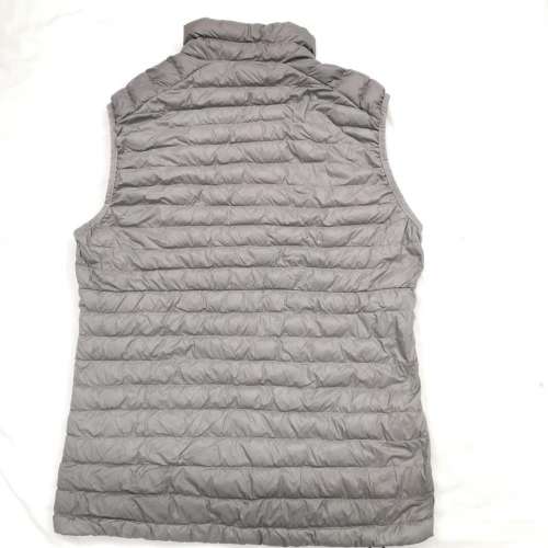 Decathlon Men's Down Vest, 100% new, Size M, Chest 100cm, Length 68cm,Collar 7cm